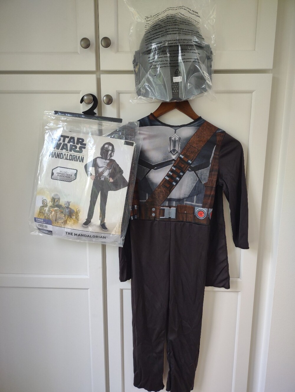 Star Wars The Mandalorian Costume Size 6/7 New In Package